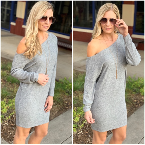 ✨LAST ONE✨Grey slouchy ribbed sweater dress - Picture 3 of 6